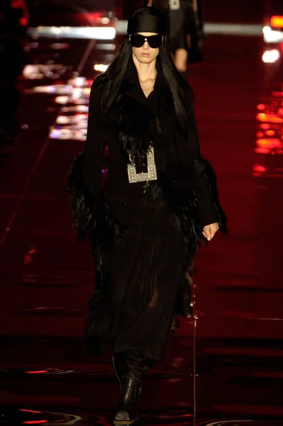 Look 1